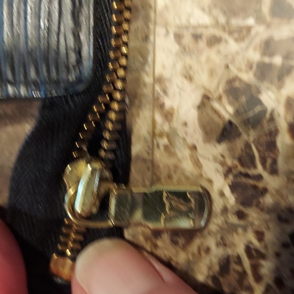 Louis Vuitton Epi Small Bag /Black Pochette Accessoires - Picture 4 of 7